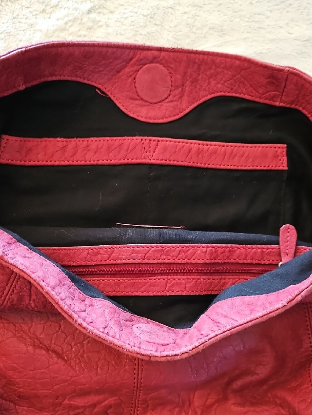 Tignanello Red Leather Shoulder Bag - Picture 4 of 8